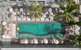El Tropico Boutique Hotel